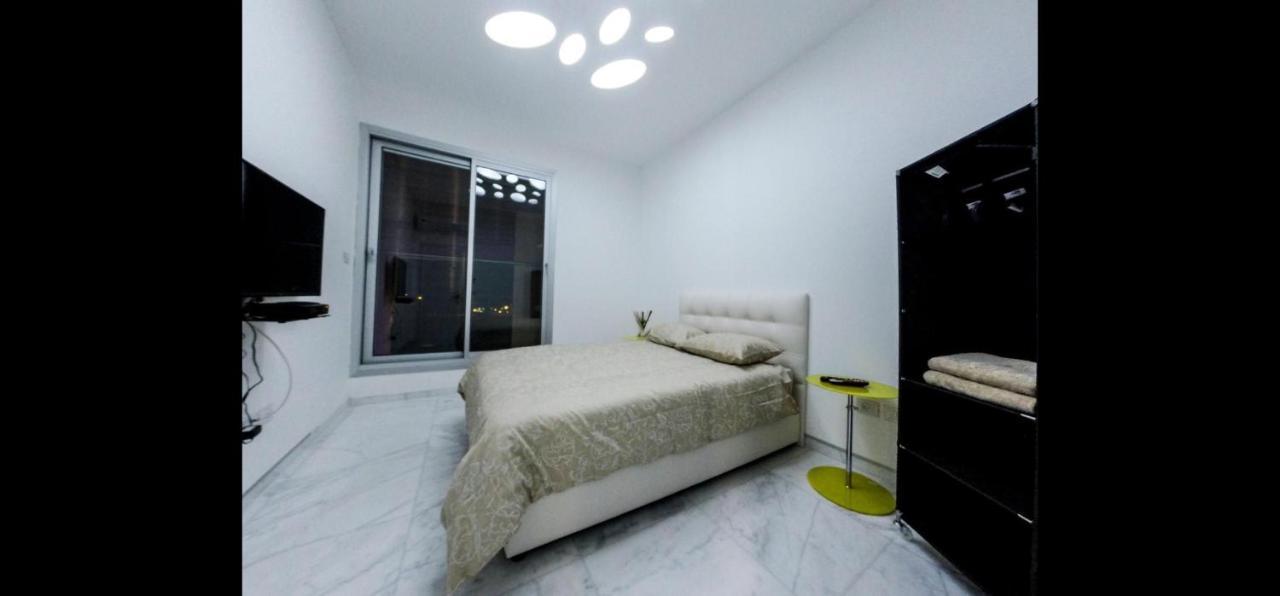 Villa Royal Comfort - Top Holiday Resort Heated Pool & Jucuzzi Eilat Exteriör bild