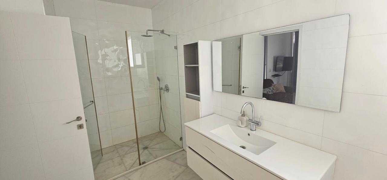Villa Royal Comfort - Top Holiday Resort Heated Pool & Jucuzzi Eilat Exteriör bild